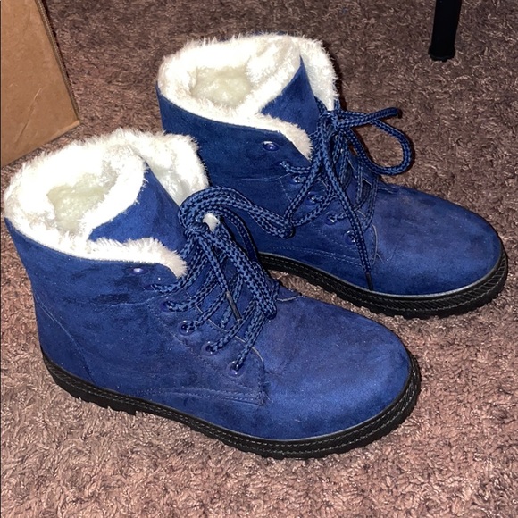 Warm boots - Picture 1 of 4